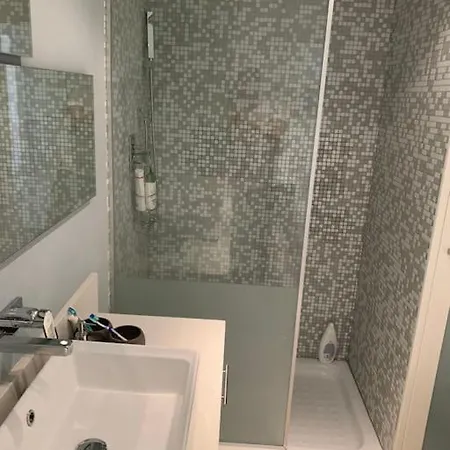 Three Bedroom Modern Flat Lejlighed *