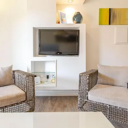 Three Bedroom Modern Flat Lejlighed